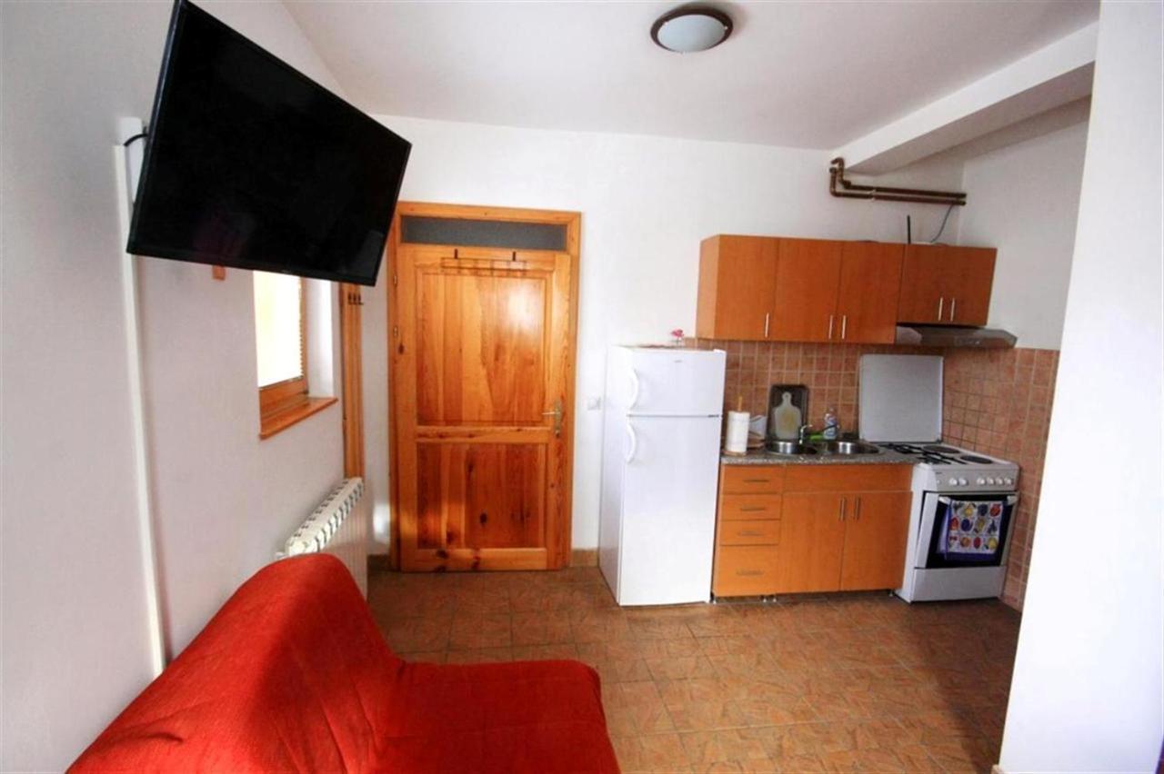 Apartments Prijatelji ยาโฮรินา ภายนอก รูปภาพ